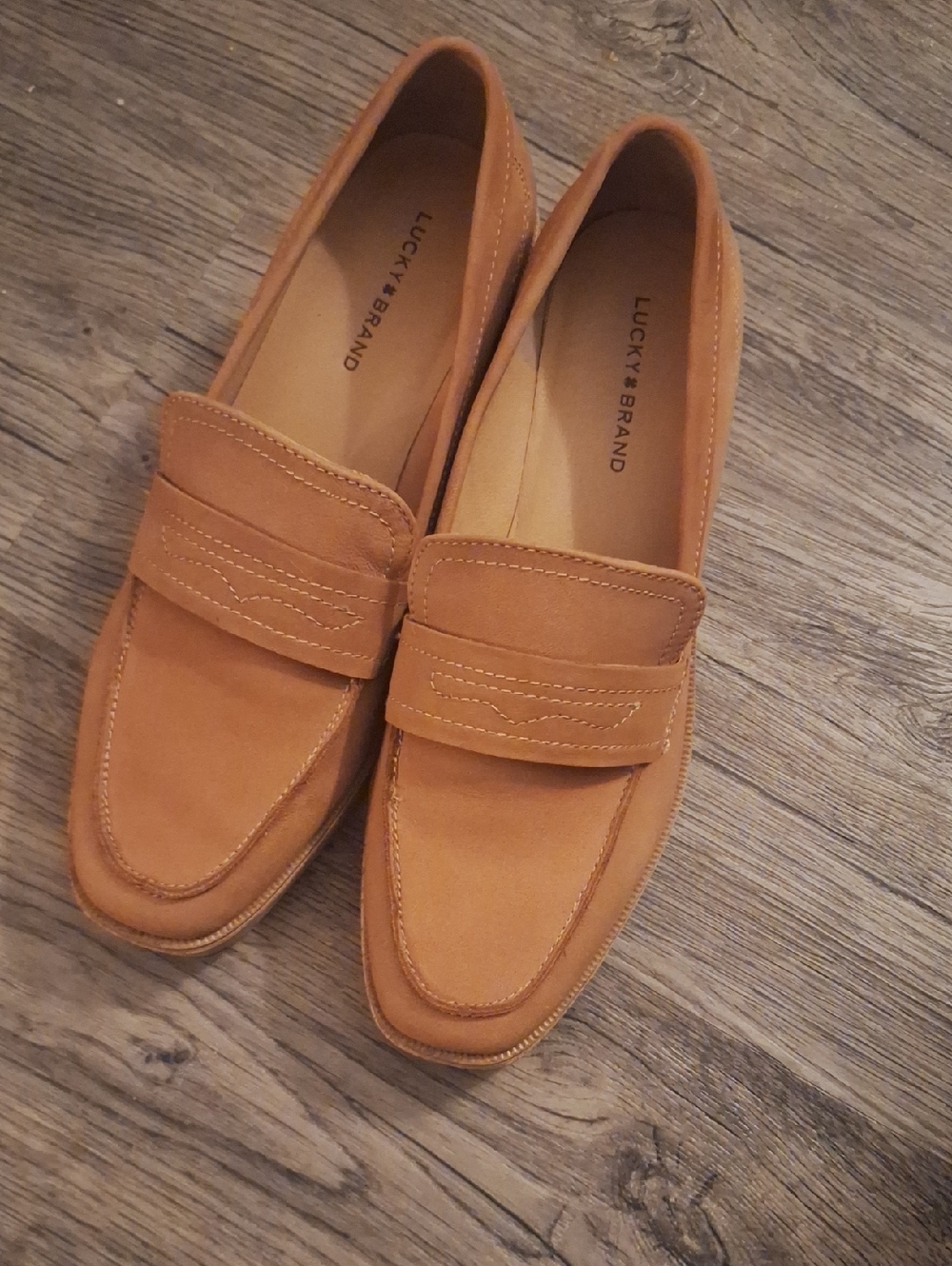 Lucky Brand Women's Tan Penny Loafers